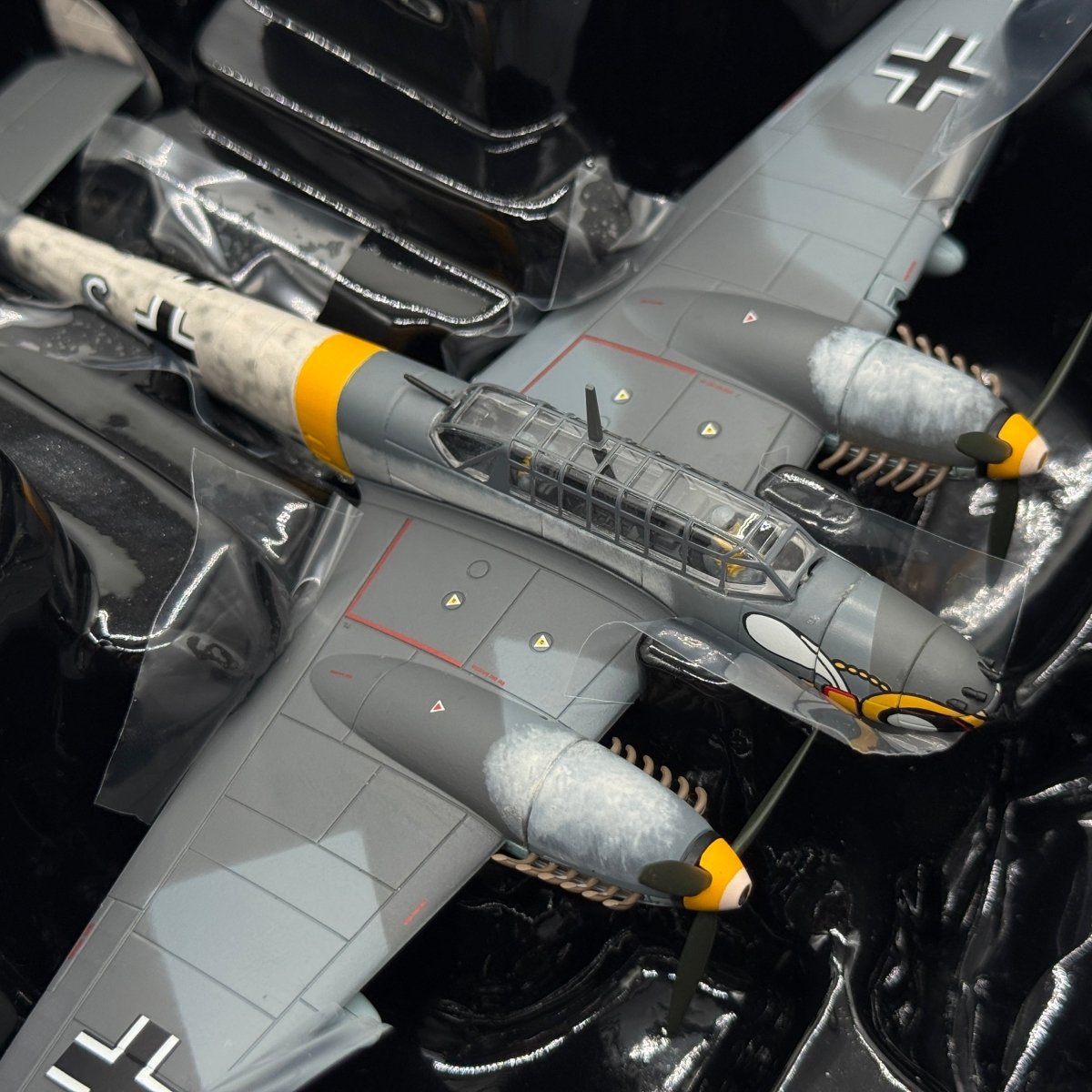 Corgi AA38506 1:72 Messerschmitt Bf 110C Luftwaffe KG 210 Russian Front Winter 1941 - Corgi