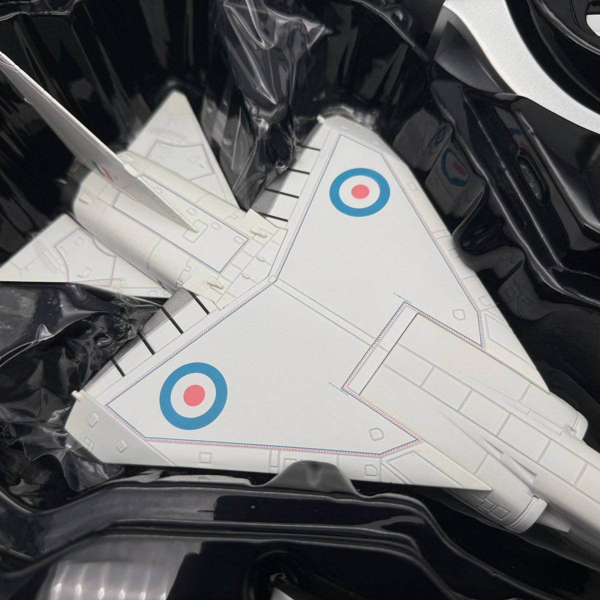 Corgi AA38601 1:72 BAC TSR.2 Prototype 1 XR219 A&AEE Boscombe Down 1964 - Corgi