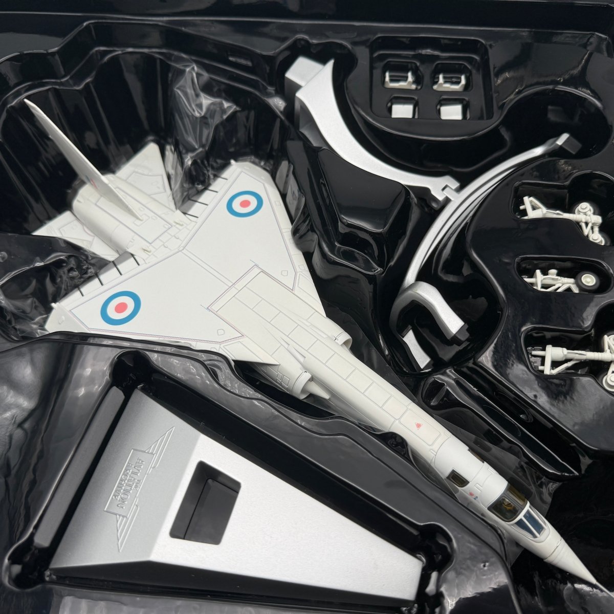 Corgi AA38601 1:72 BAC TSR.2 Prototype 1 XR219 A&AEE Boscombe Down 1964 - Corgi