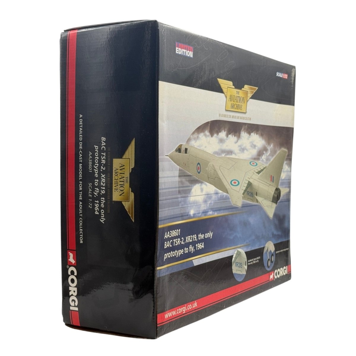 Corgi AA38601 1:72 BAC TSR.2 Prototype 1 XR219 A&AEE Boscombe Down 1964 - Corgi