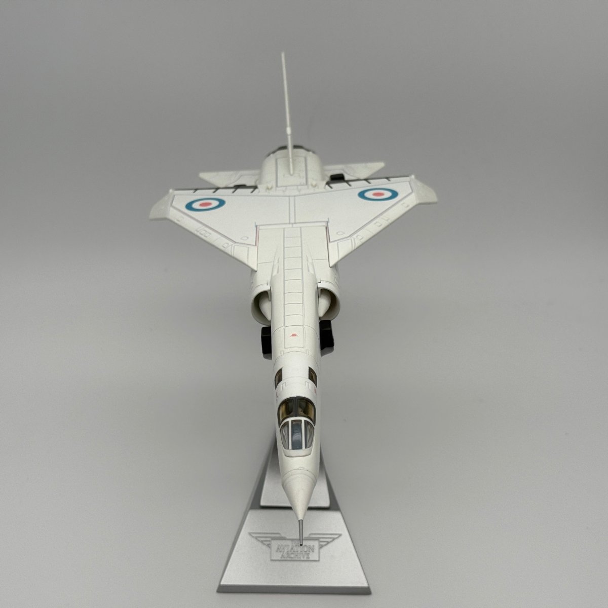 Corgi AA38601 1:72 BAC TSR.2 Prototype 1 XR219 A&AEE Boscombe Down 1964 - Corgi