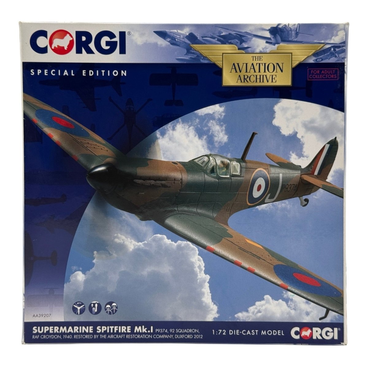 Corgi AA39207 1:72 Supermarine Spitfire Mk I P9374 J Peter Cazenove 92 Sqn 1940 - Corgi