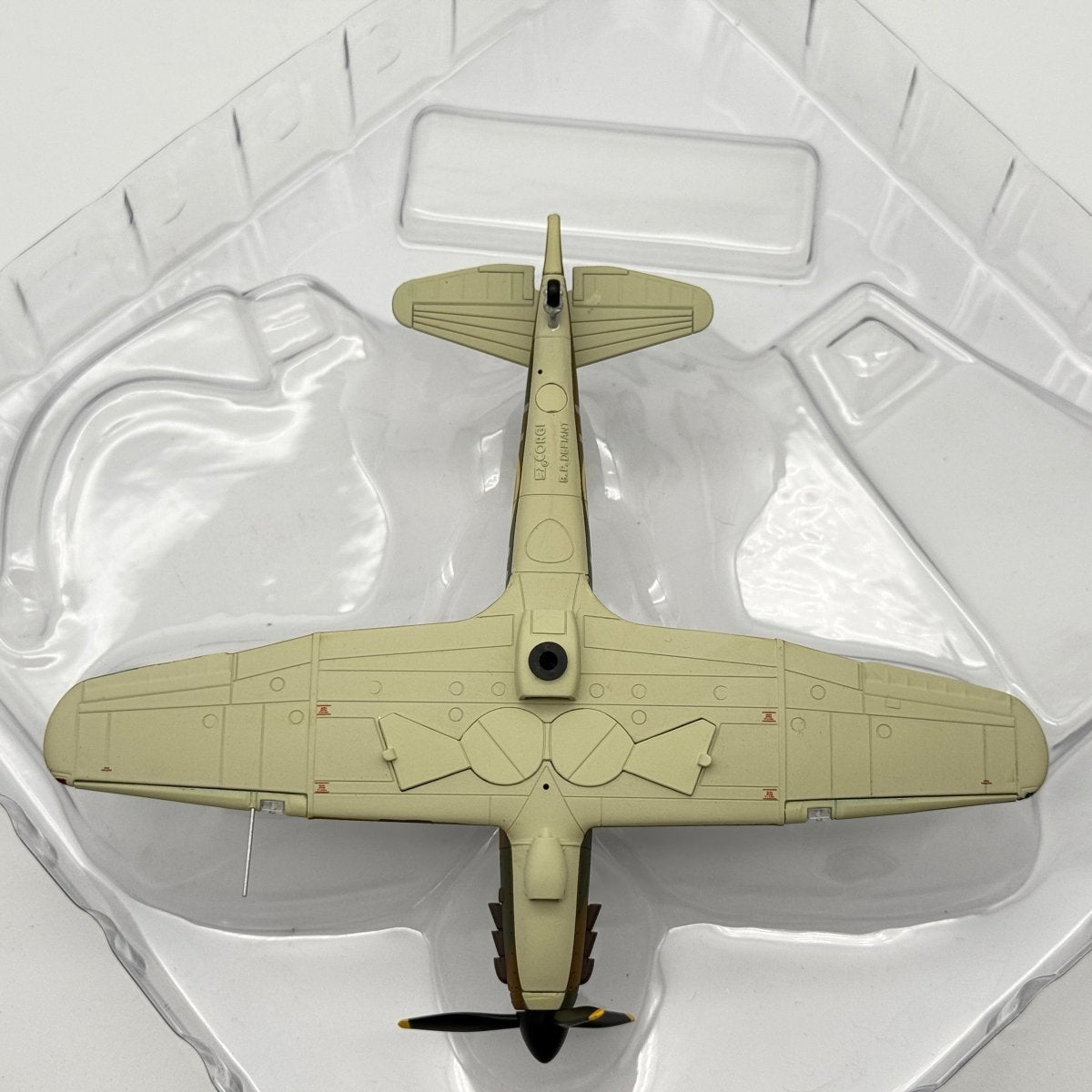 Corgi AA39301 1:72 Boulton Paul Defiant Mk I RAF No.141 Sqn Cock o the North - Corgi