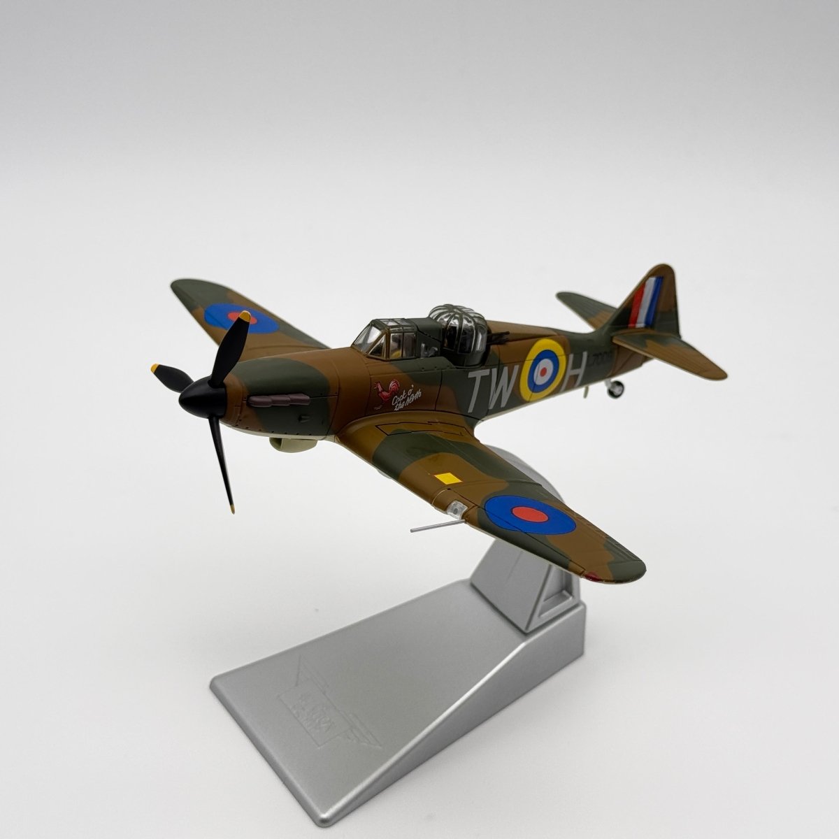 Corgi AA39301 1:72 Boulton Paul Defiant Mk I RAF No.141 Sqn Cock o the North - Corgi