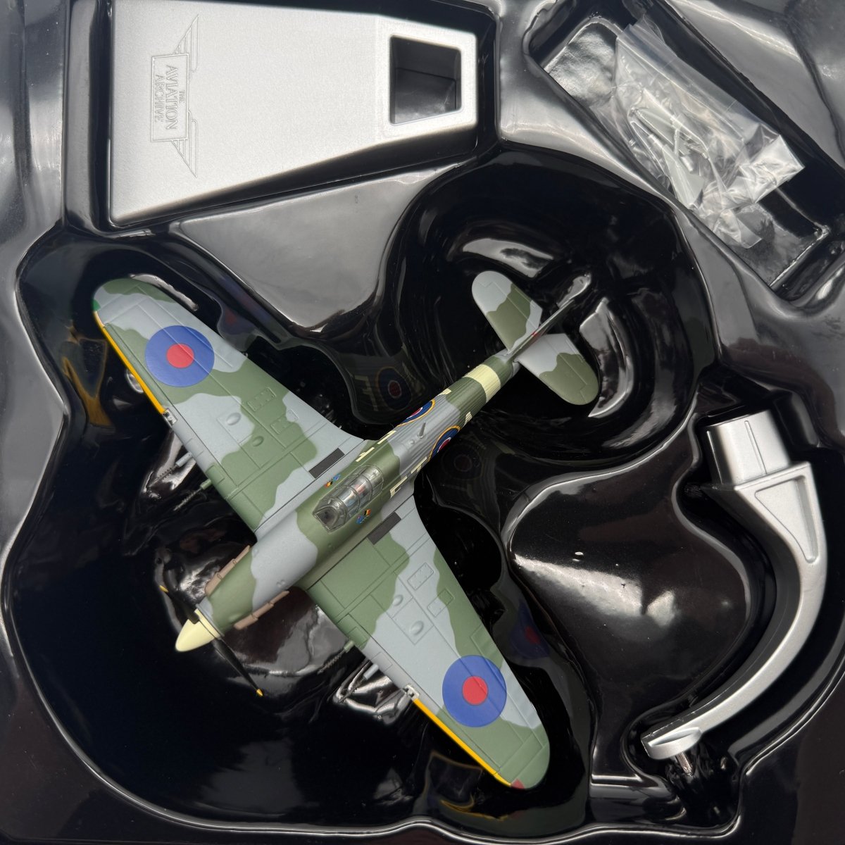 Corgi AA39702A 1:72 Hurricane Mk.IIC BN230 Daniel Du Vivier 43 Sqn 1942 - Corgi