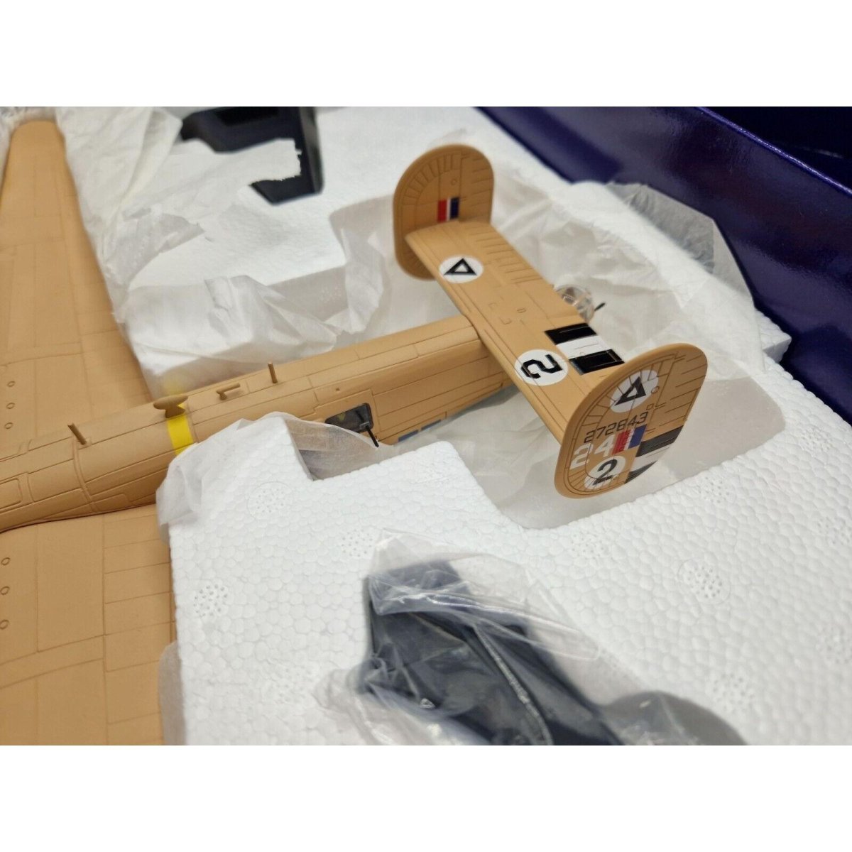 Corgi Aviation Archive 1:72 Consolidated B - 24D Liberator 'Strawberry Bitch' 376th BG 1943 AA34003 - Corgi