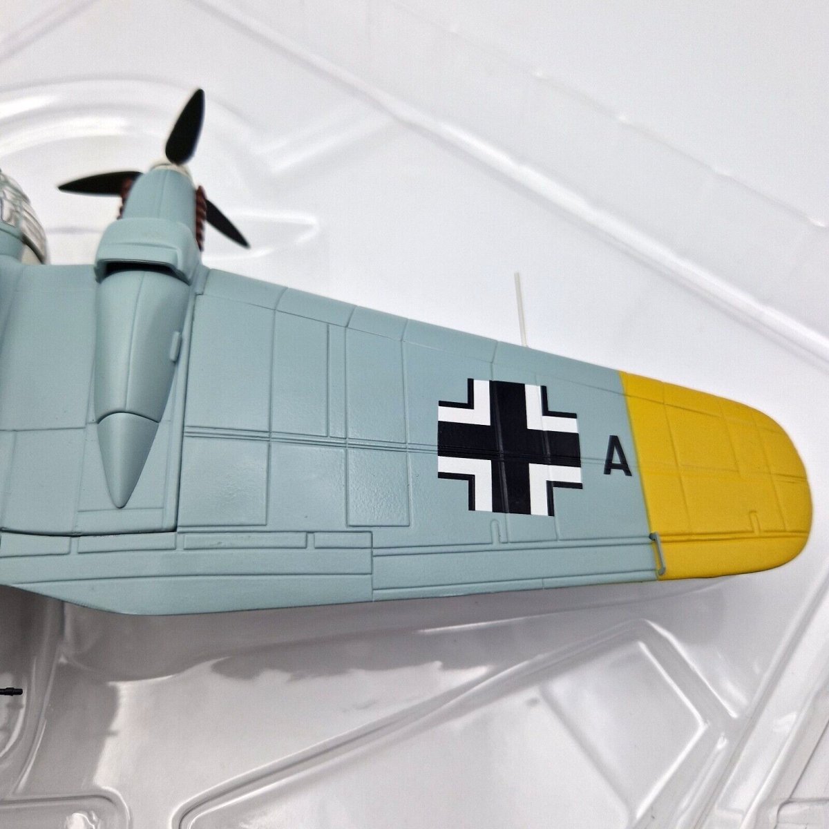 Corgi Aviation Archive 1:72 He111H - 5, Condorlegion, Italy, 1942 Diecast Plane AA33713 - Corgi