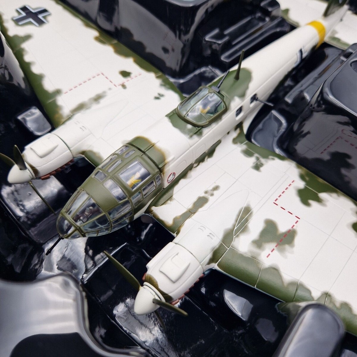 Corgi Aviation Archive 1:72 He111H - 5, Condorlegion, Italy, 1942 Diecast Plane AA33713 - Corgi