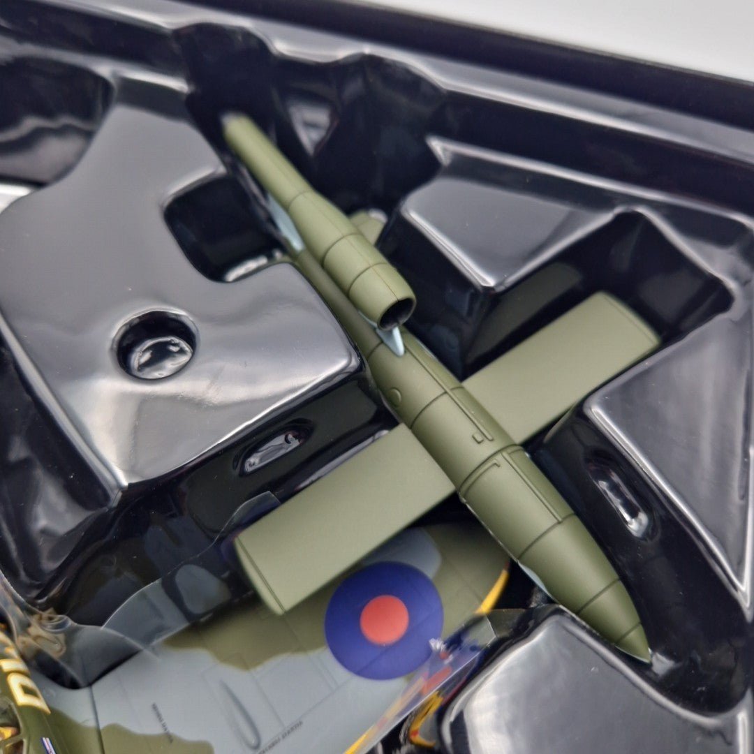 Corgi Aviation Archive 1:72 Spitfire MkXIV, 610 Sqn, with 'Doodlebug' Model AA38703 - Corgi