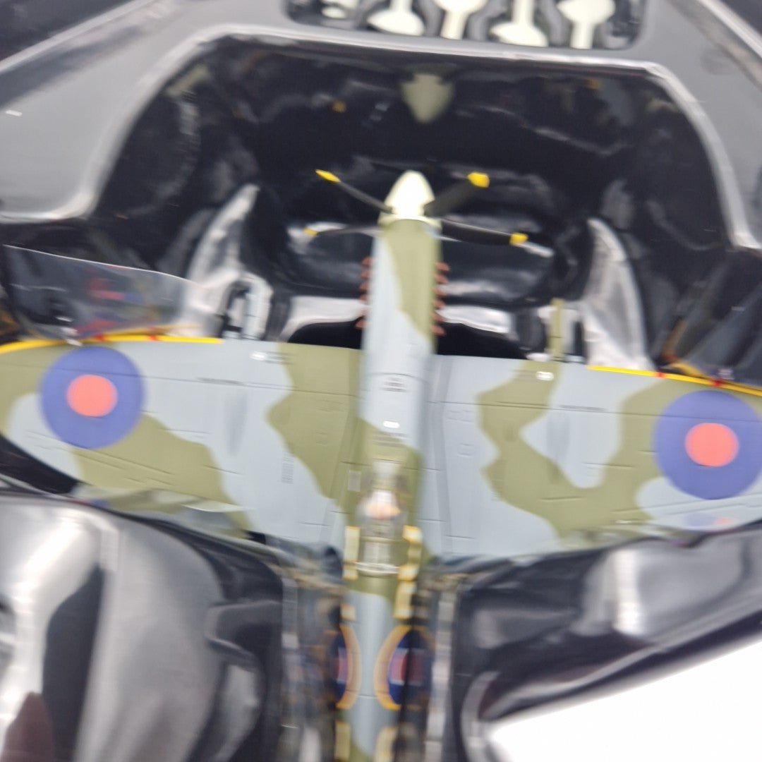 Corgi Aviation Archive 1:72 Spitfire MkXIV, 610 Sqn, with 'Doodlebug' Model AA38703 - Corgi