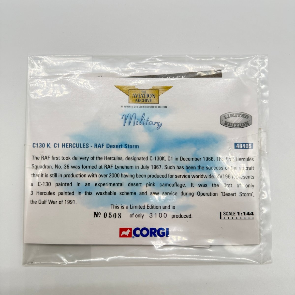 Corgi Aviation 48405 1:144 C130 K C1 Hercules RAF Desert Storm - Corgi