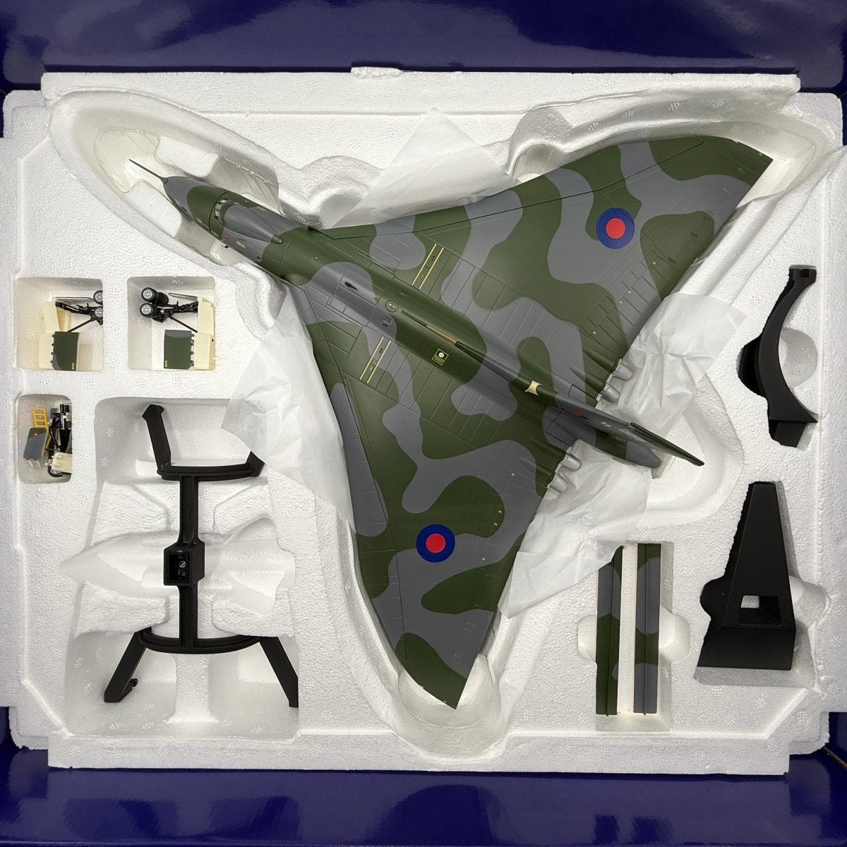 Corgi Aviation AA27201 1:72 Avro Vulcan B.Mk 2 XH558 - Corgi