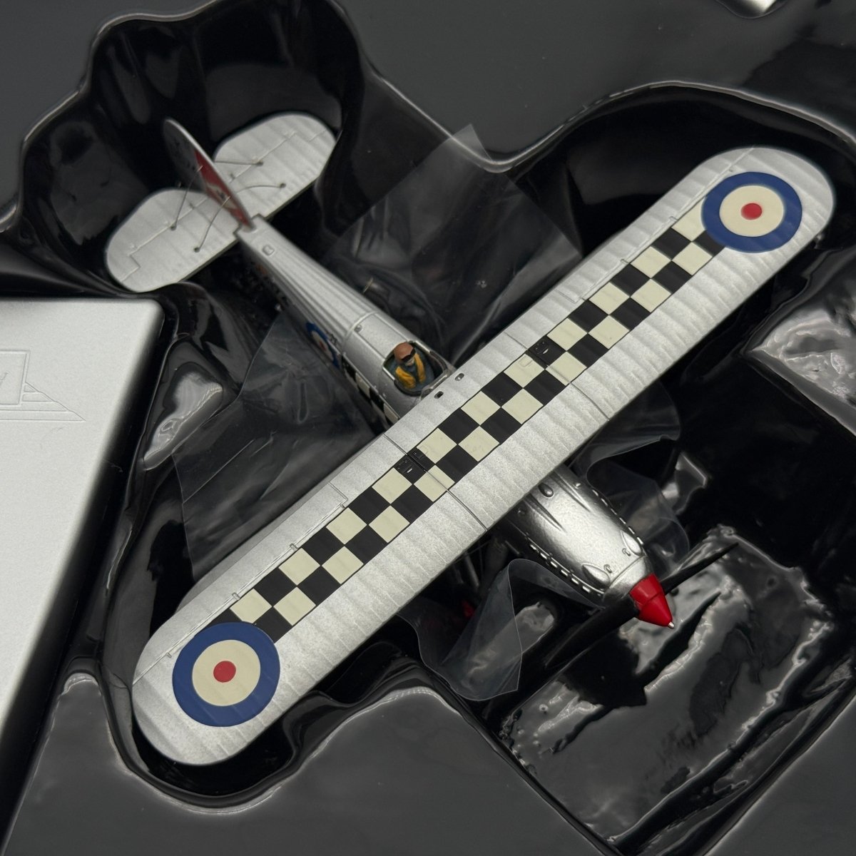 Corgi Aviation AA27301 1:72 Hawker Fury Mk I Historic Aircraft K5674 - Corgi