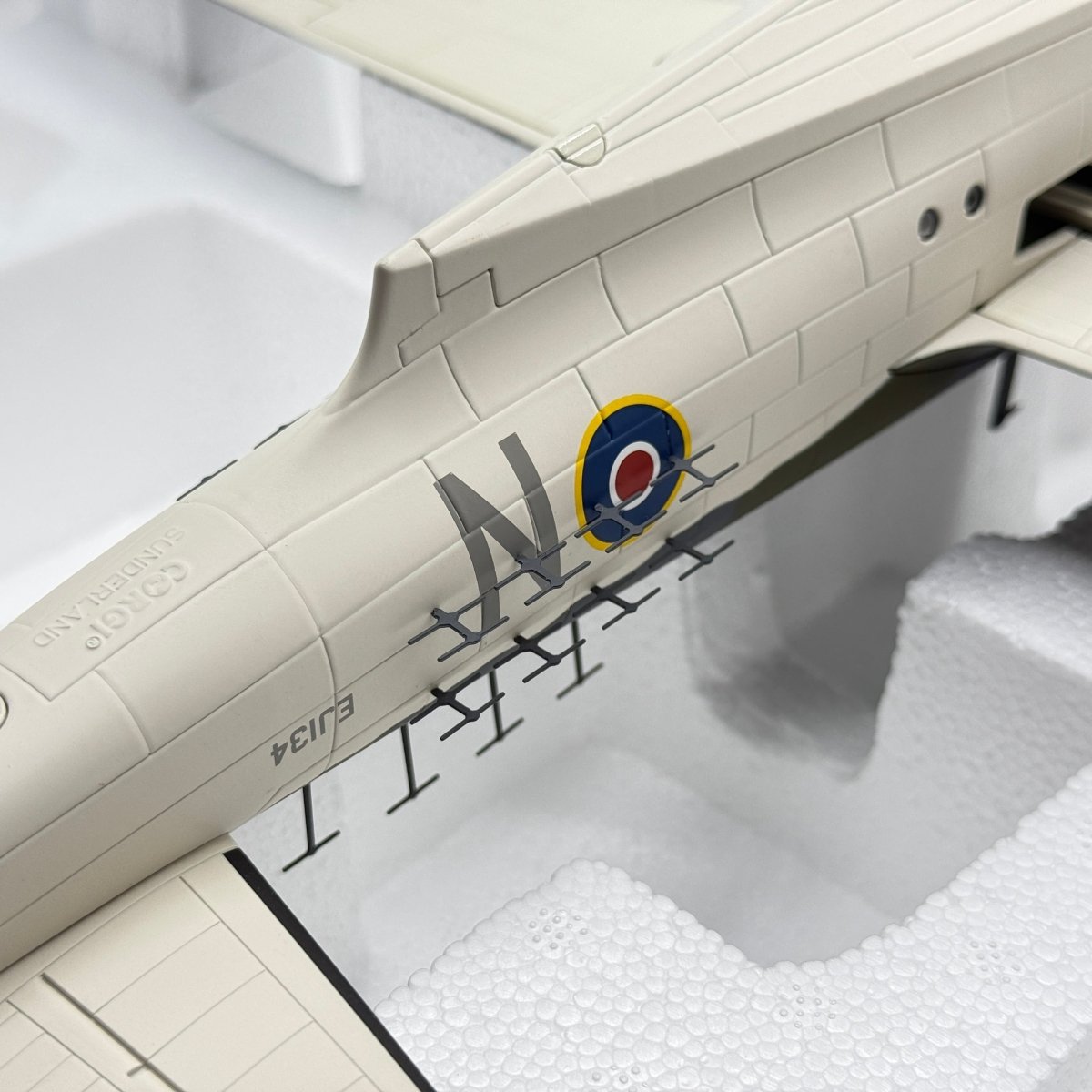 Corgi Aviation AA27501 1:72 Sunderland Mk III EJ134 - Corgi