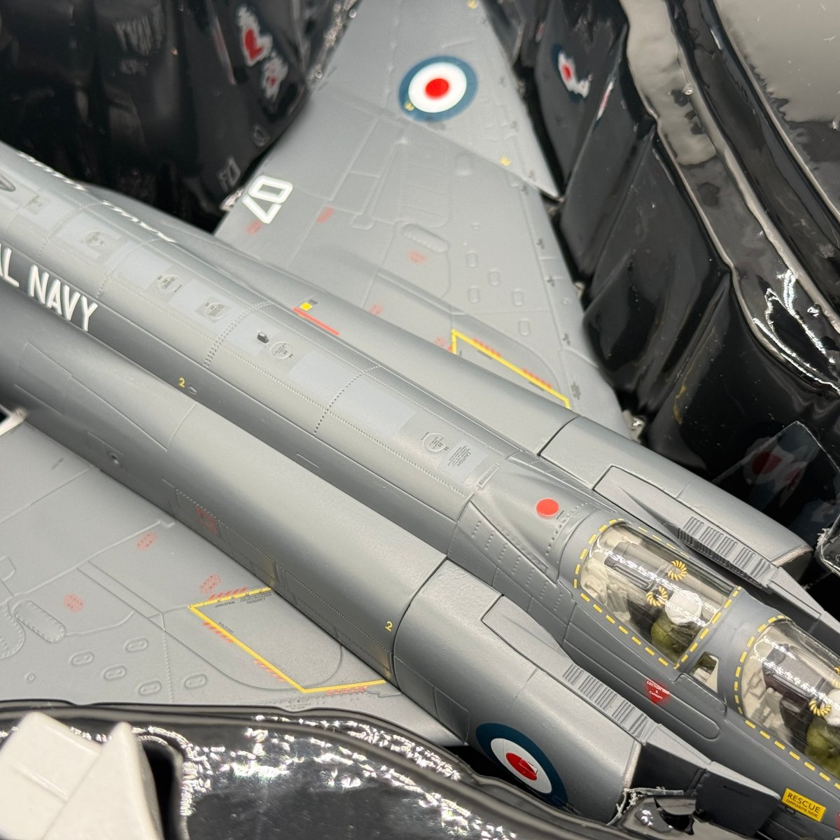 Corgi Aviation AA27901 1:48 F - 4K Phantom FG.Mk 1 Ark Royal - Corgi