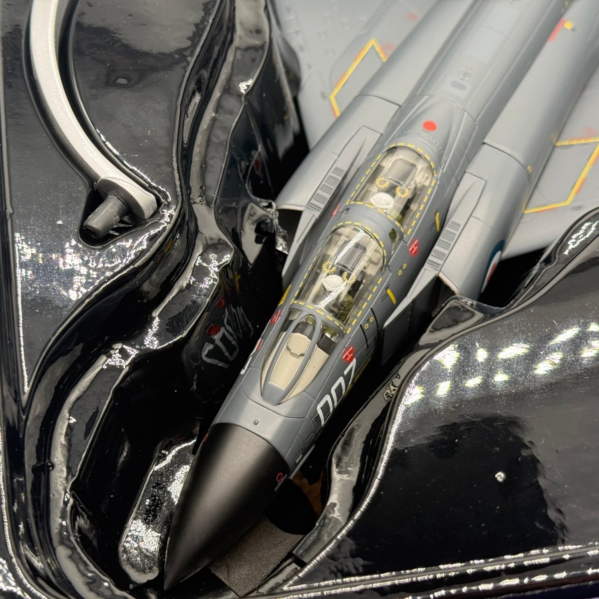Corgi Aviation AA27901 1:48 F - 4K Phantom FG.Mk 1 Ark Royal - Corgi