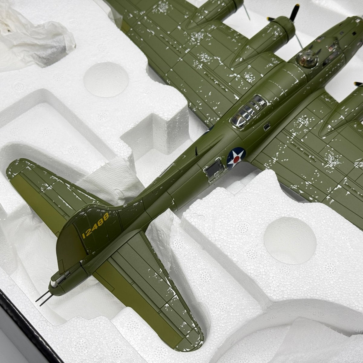 Corgi Aviation AA33312 1:72 Boeing B - 17E Flying Fortress USAAF 19th BG Java - Corgi
