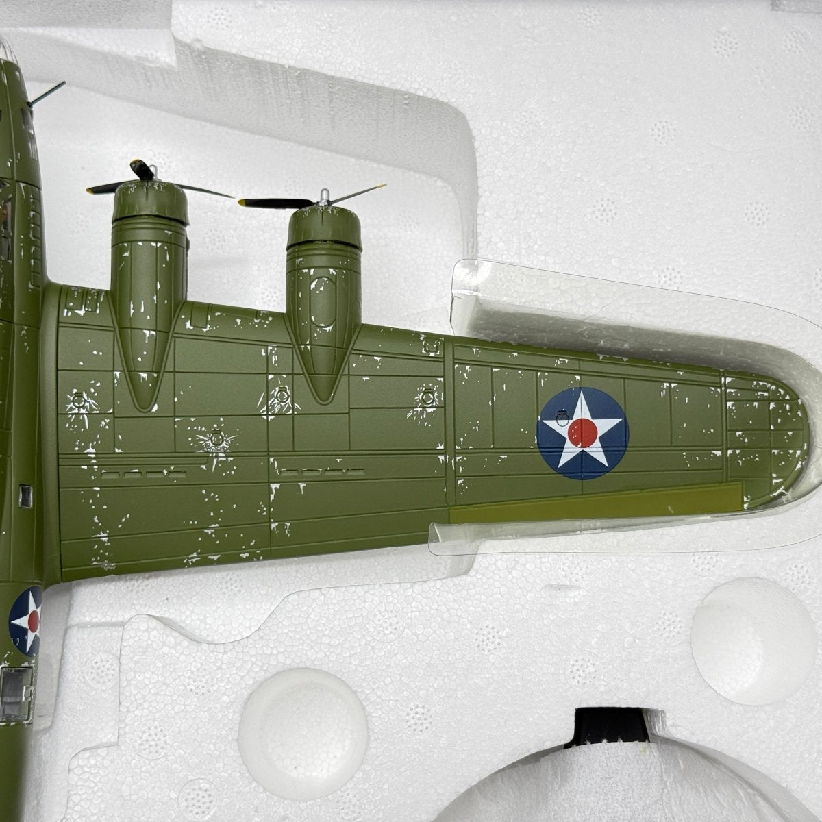 Corgi Aviation AA33312 1:72 Boeing B - 17E Flying Fortress USAAF 19th BG Java - Corgi