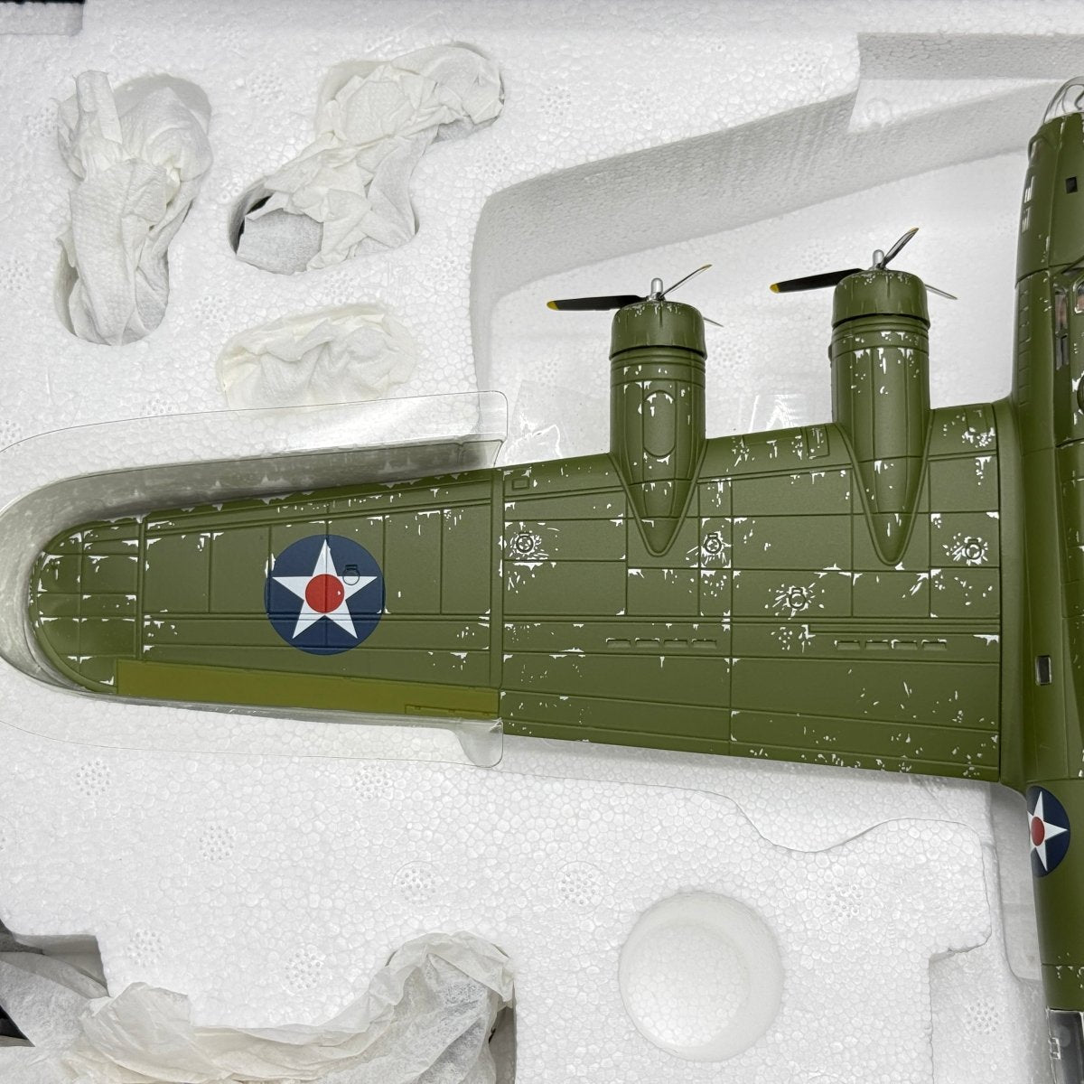 Corgi Aviation AA33312 1:72 Boeing B - 17E Flying Fortress USAAF 19th BG Java - Corgi