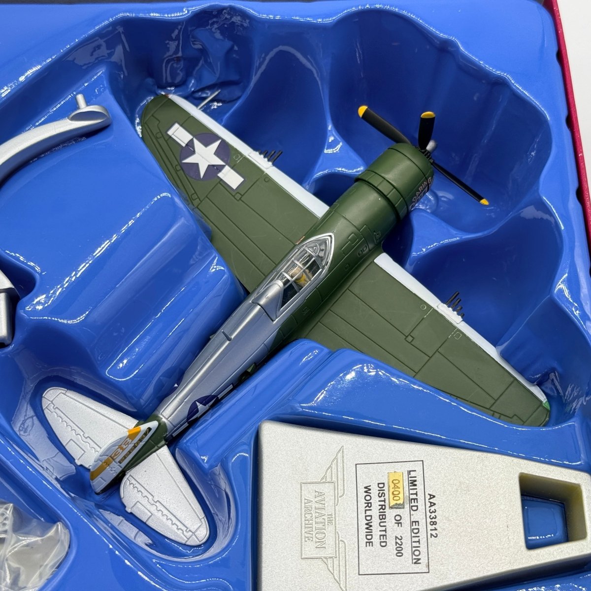 Corgi Aviation AA33812 1:72 Republic P - 47D Thunderbolt Daring Dottie III 1944 - Corgi