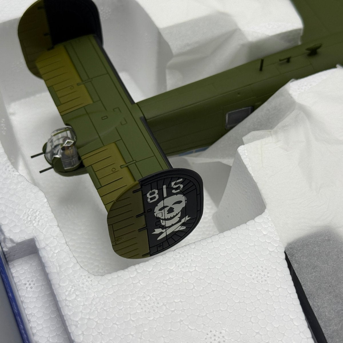 Corgi Aviation AA34004 1:72 Consolidated B - 24D Liberator USAAF Sky Witch - Corgi