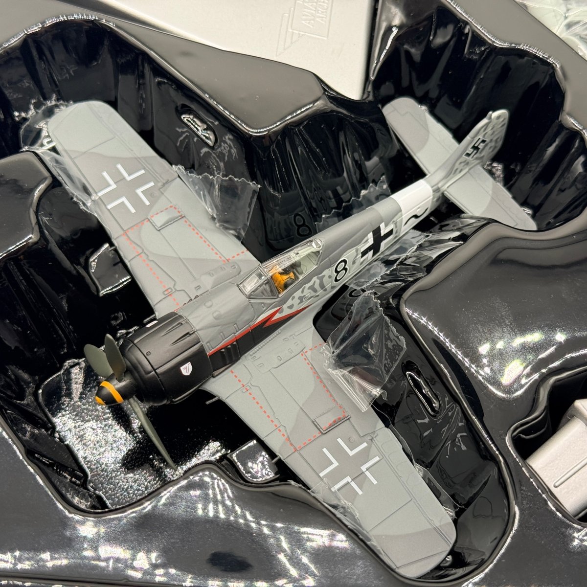 Corgi Aviation AA34317 1:72 Fw 190A Black 8 JG 3 Willi Maximowitz 1944 - Corgi