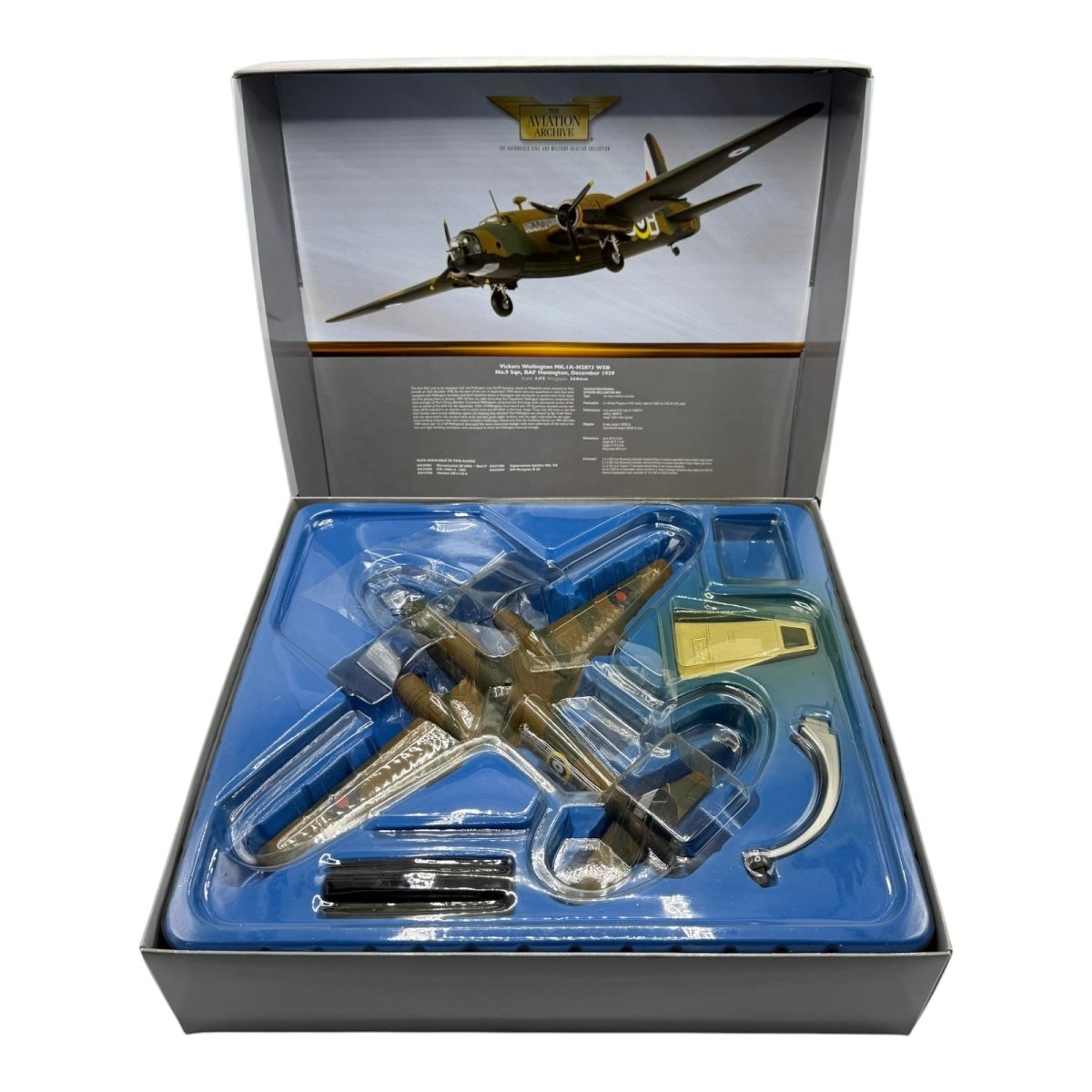 Corgi Aviation AA34801 1:72 Vickers Wellington Mk I RAF No.9 Sqn - Corgi