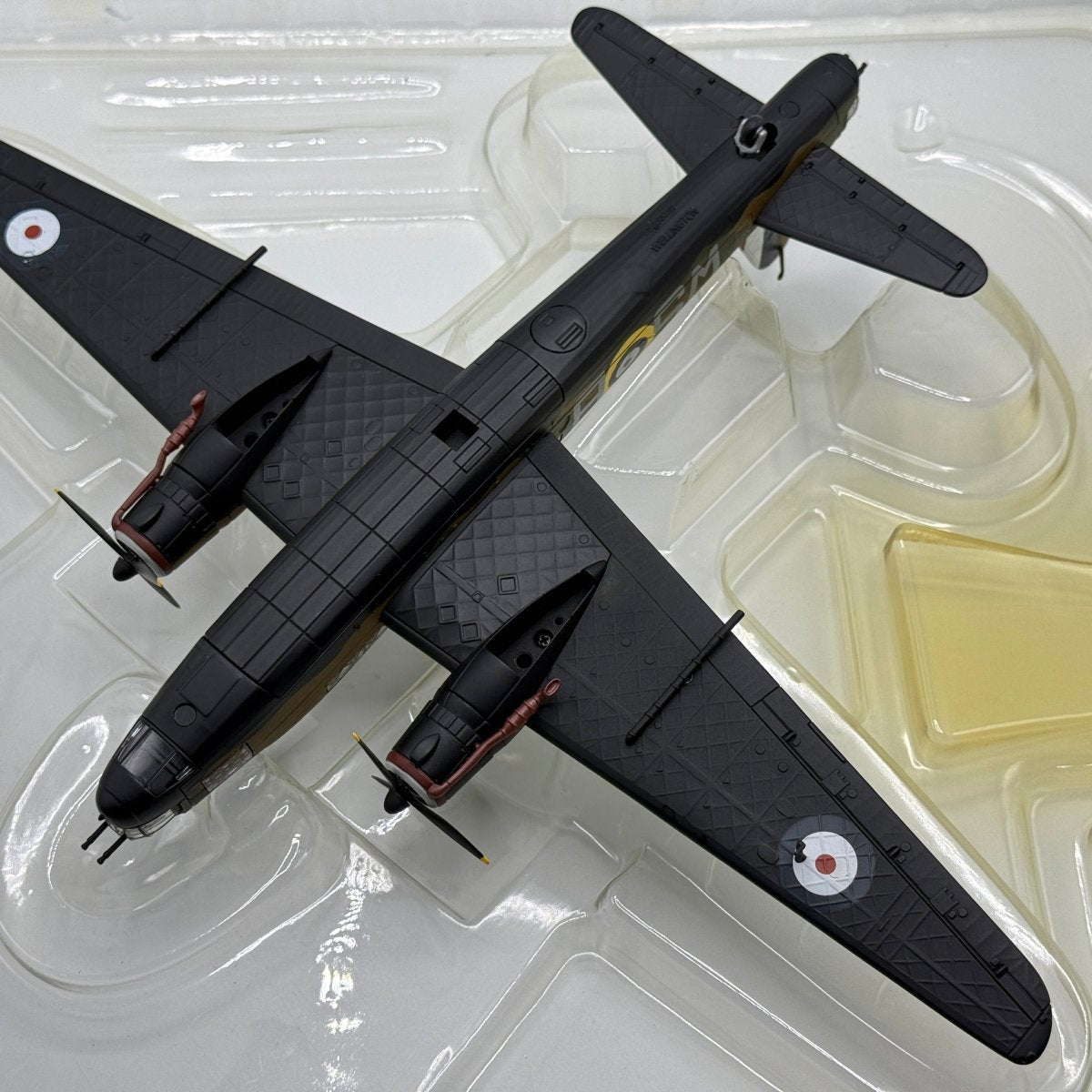 Corgi Aviation AA34801 1:72 Vickers Wellington Mk I RAF No.9 Sqn - Corgi