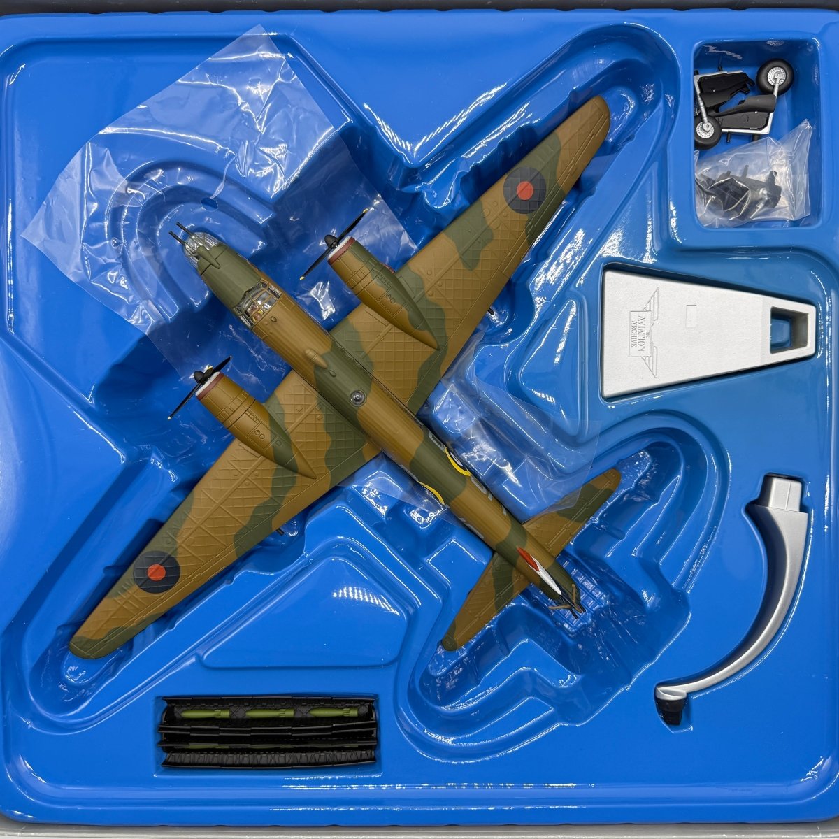 Corgi Aviation AA34801 1:72 Vickers Wellington Mk I RAF No.9 Sqn - Corgi