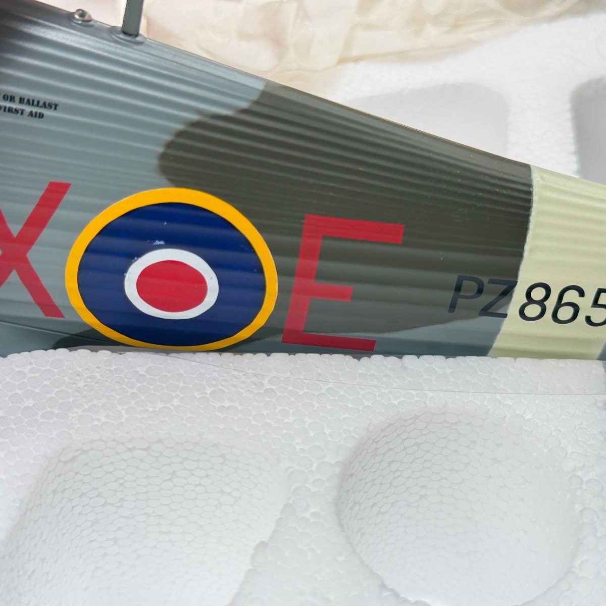 Corgi Aviation AA35508 1:32 Hawker Hurricane Mk II Night Reaper - Corgi