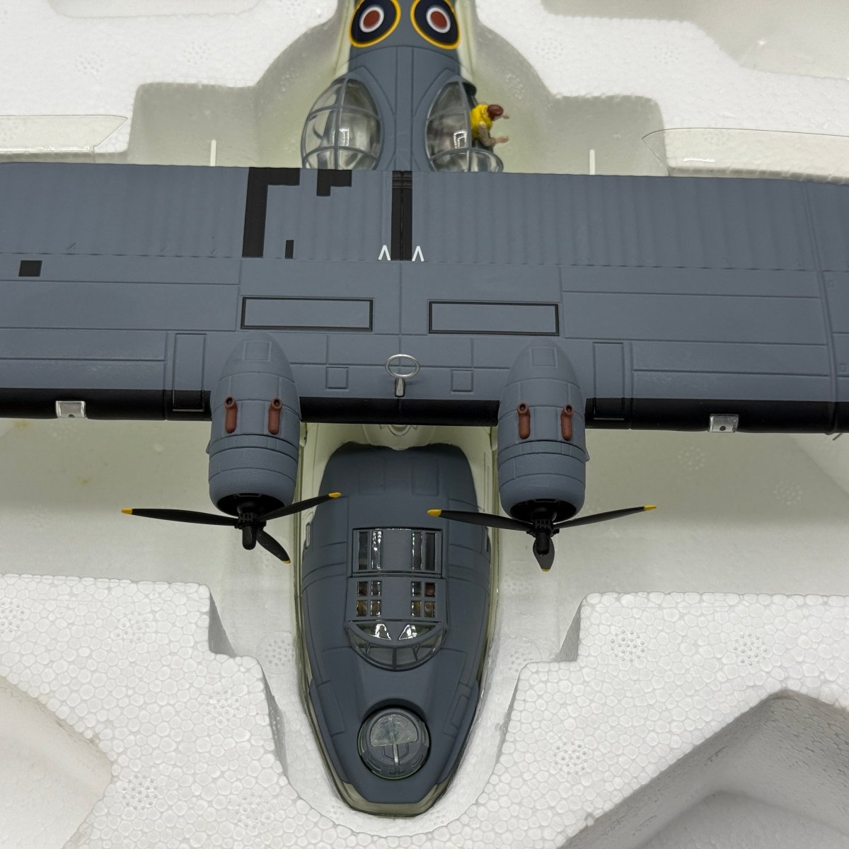 Corgi Aviation AA36103 1:72 Catalina Mk IVA Rescue Diorama - Corgi