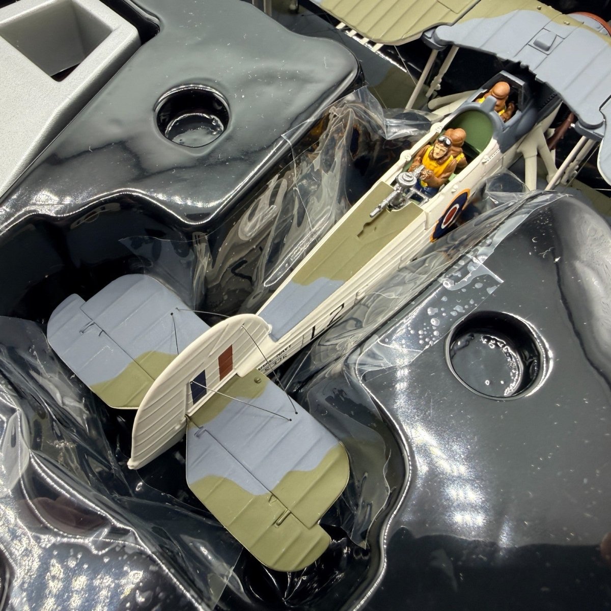 Corgi Aviation AA36309 1:72 Fairey Swordfish MkII, 836 Sqn FAA, "L" Flight - Corgi