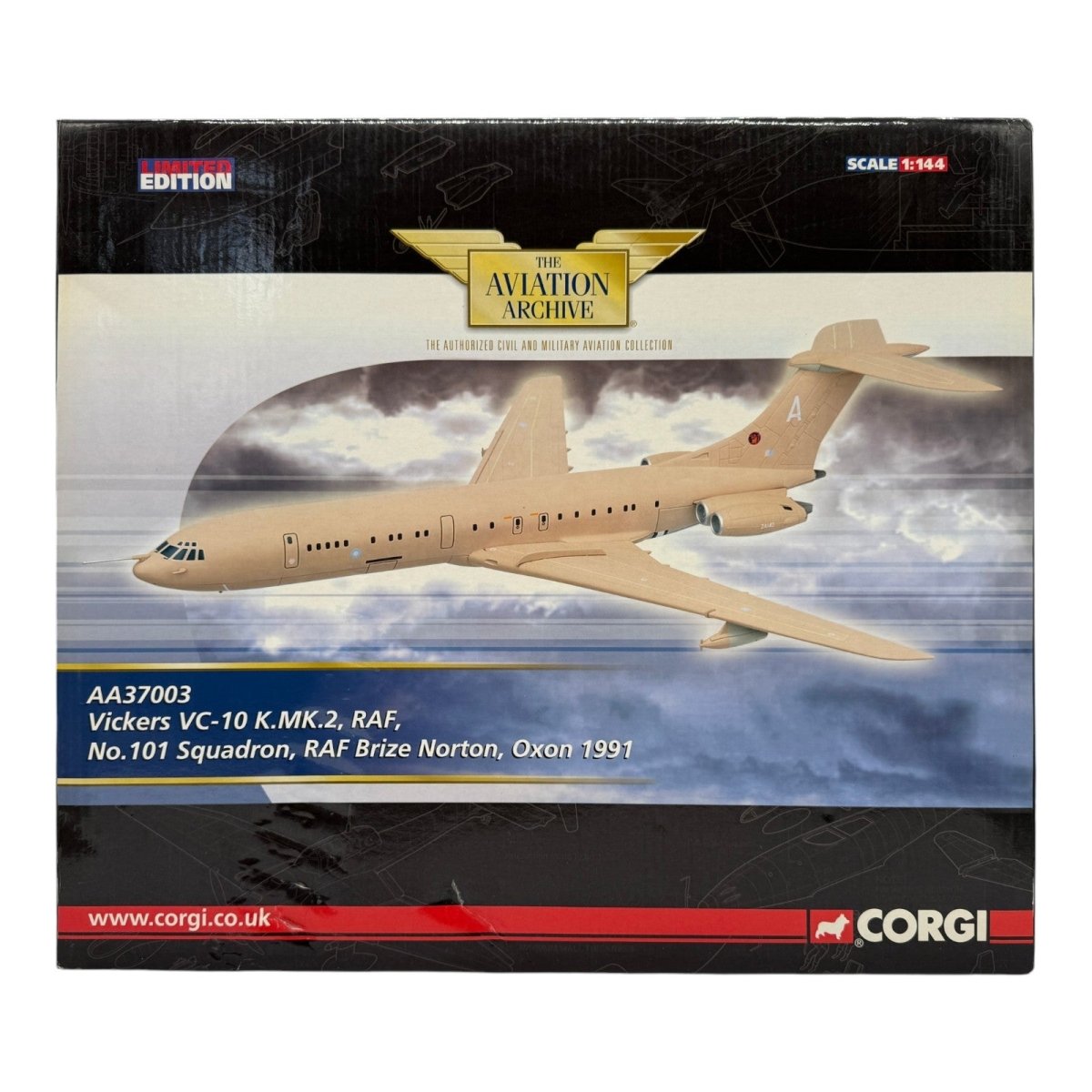 Corgi Aviation AA37003 1:144 Vickers VC10 RAF No.101 - Corgi