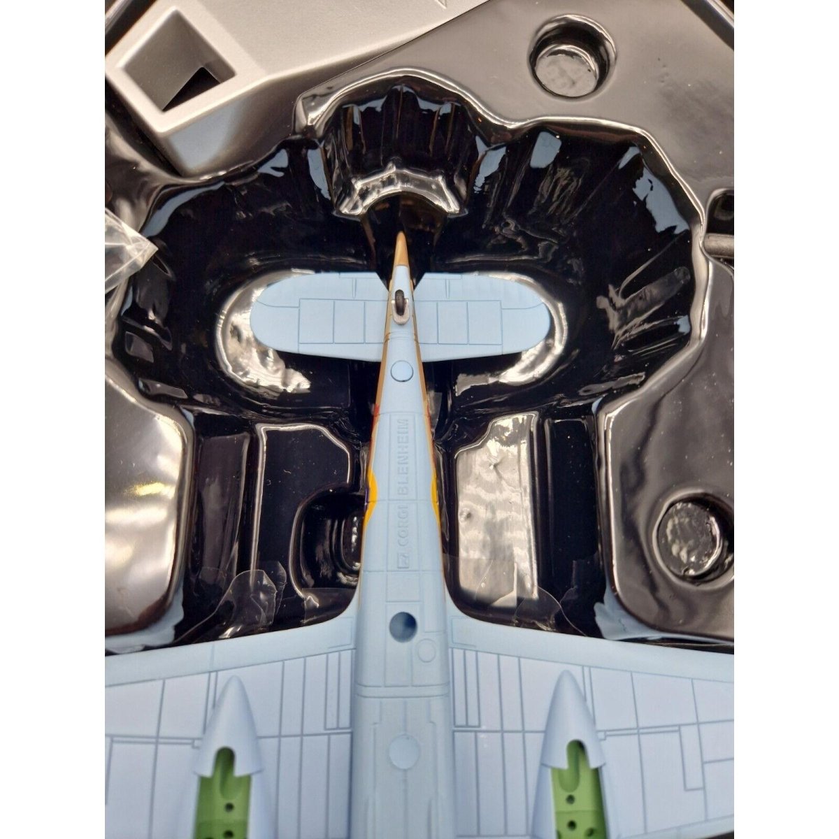 Corgi Aviation Archive 1:72 Bristol Blenheim MkI, 211 Sqn RAF Paramythia Greece 1940 AA38404 - Corgi