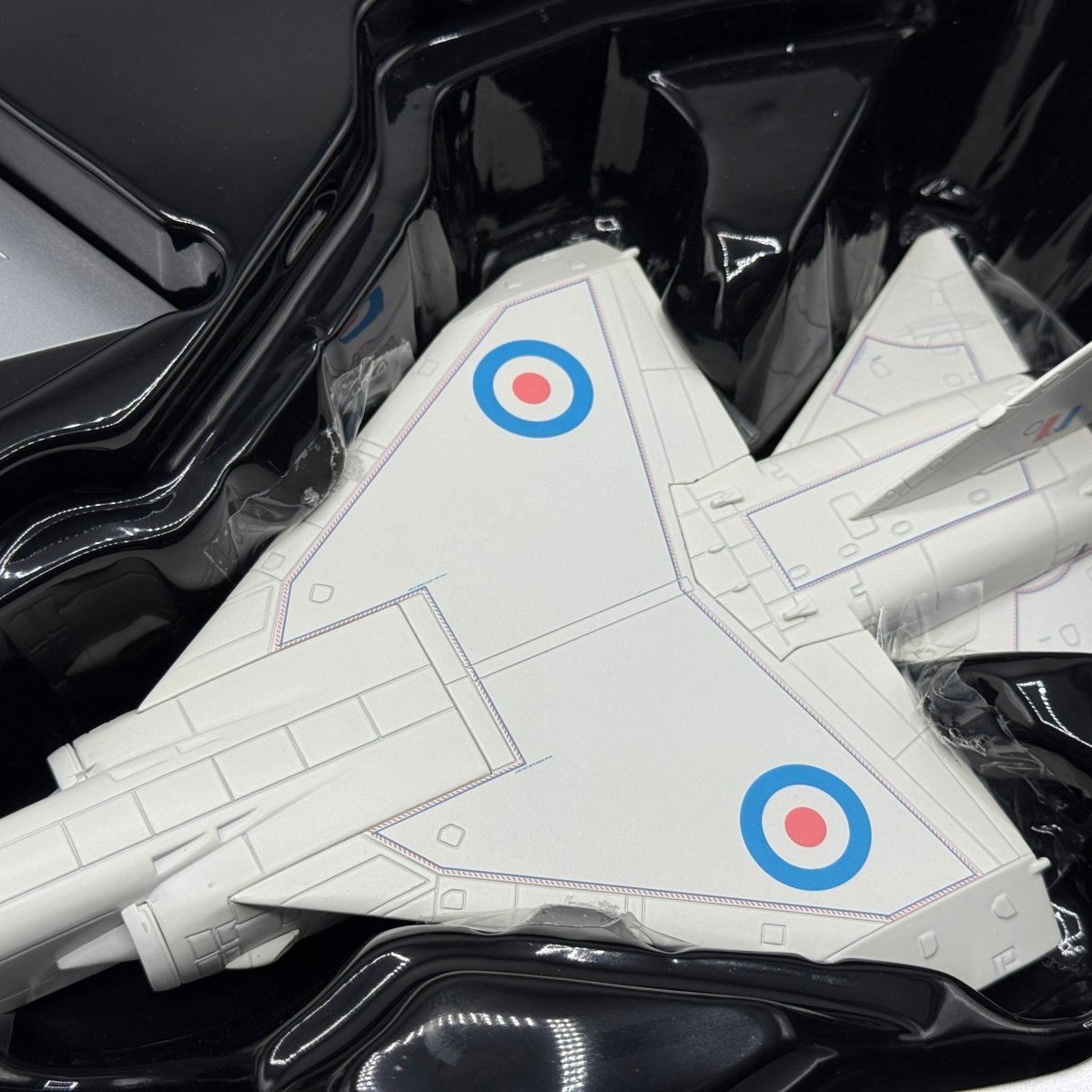 Corgi Aviation AA38603 1:72 BAC TSR - 2 XR220 RAF Museum Cosford - Corgi