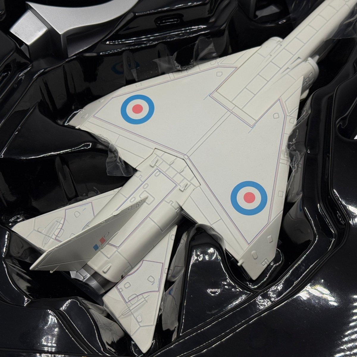Corgi Aviation AA38603 1:72 BAC TSR - 2 XR220 RAF Museum Cosford - Corgi