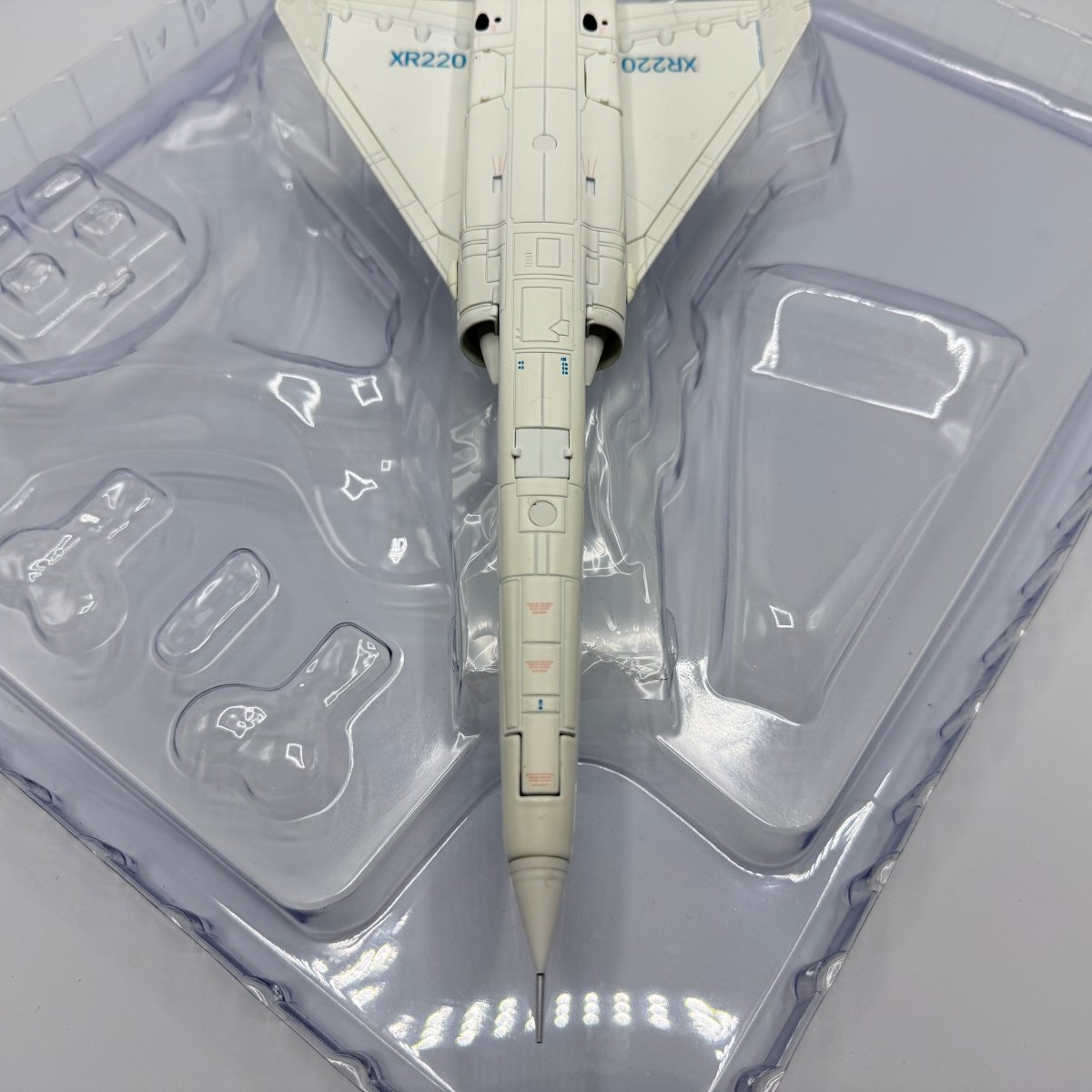 Corgi Aviation AA38603 1:72 BAC TSR - 2 XR220 RAF Museum Cosford - Corgi