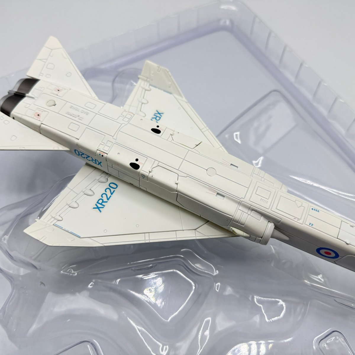 Corgi Aviation AA38603 1:72 BAC TSR - 2 XR220 RAF Museum Cosford - Corgi