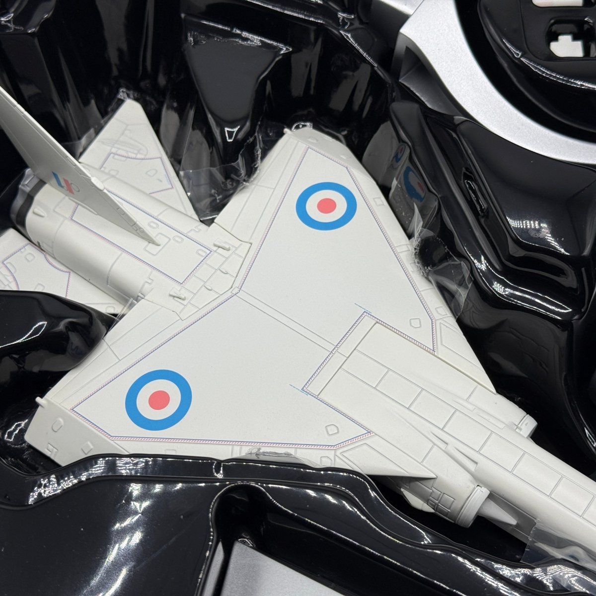 Corgi Aviation AA38603 1:72 BAC TSR - 2 XR220 RAF Museum Cosford - Corgi