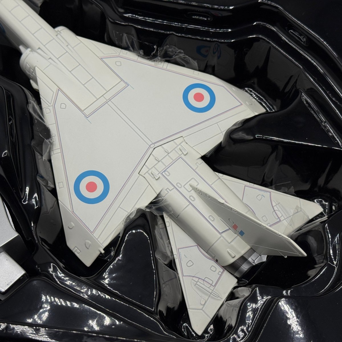 Corgi Aviation AA38603 1:72 BAC TSR - 2 XR220 RAF Museum Cosford - Corgi
