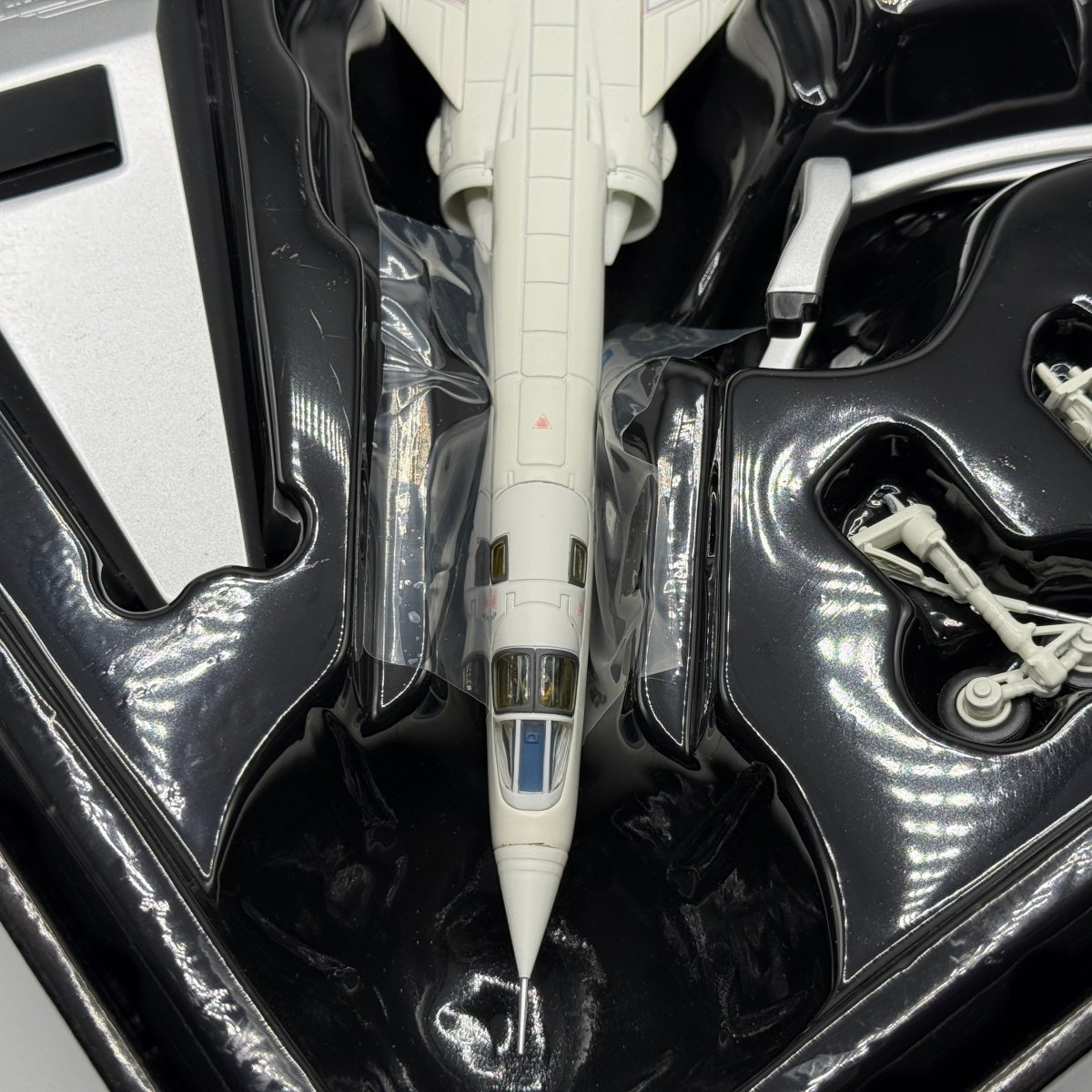 Corgi Aviation AA38603 1:72 BAC TSR - 2 XR220 RAF Museum Cosford - Corgi