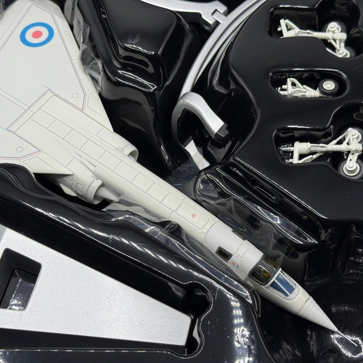 Corgi Aviation AA38603 1:72 BAC TSR - 2 XR220 RAF Museum Cosford - Corgi