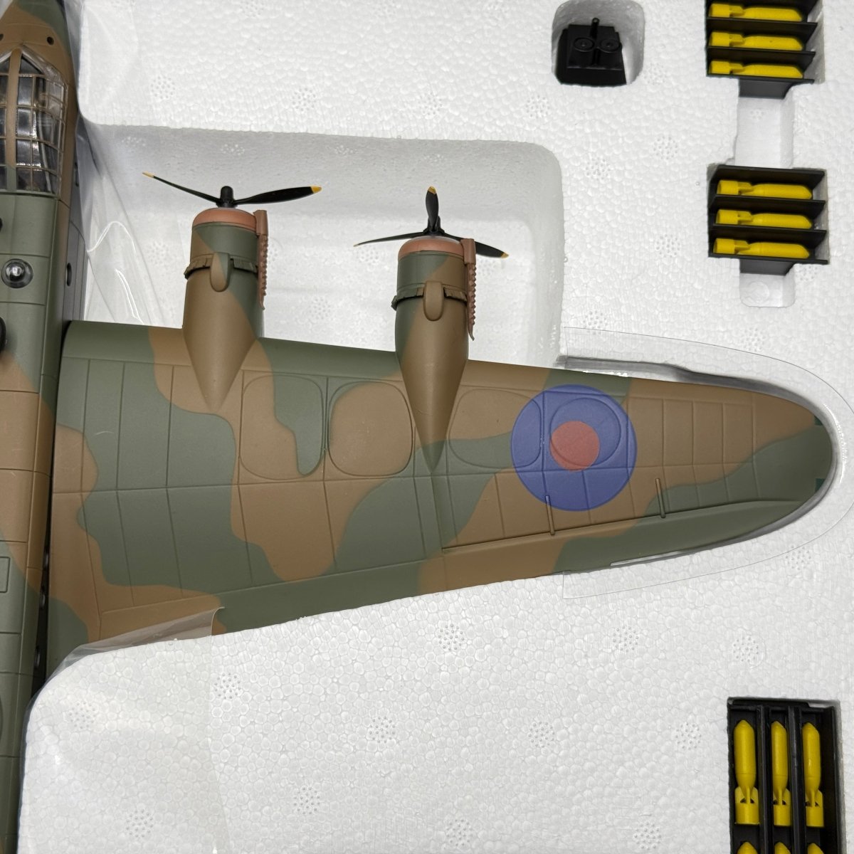 Corgi Aviation AA39501 1:72 Stirling B.Mk I 'MacRoberts Reply' - Corgi