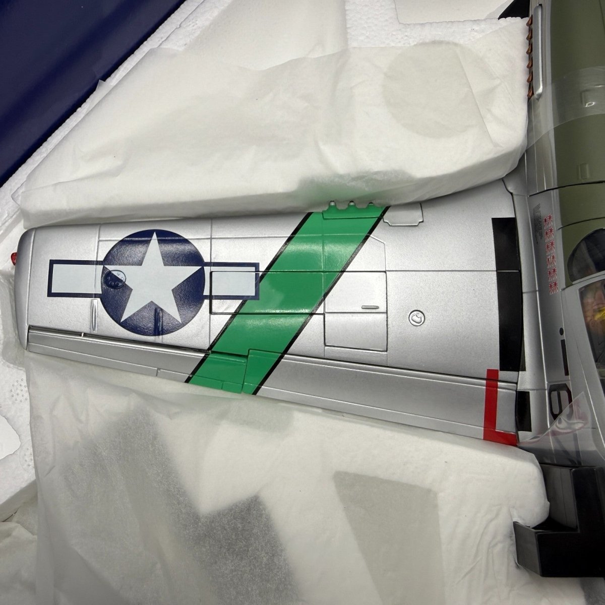 Corgi Aviation Archive 1:32 AA34401 P - 51D Mustang 'Stinger VII' Major Robert W - Corgi
