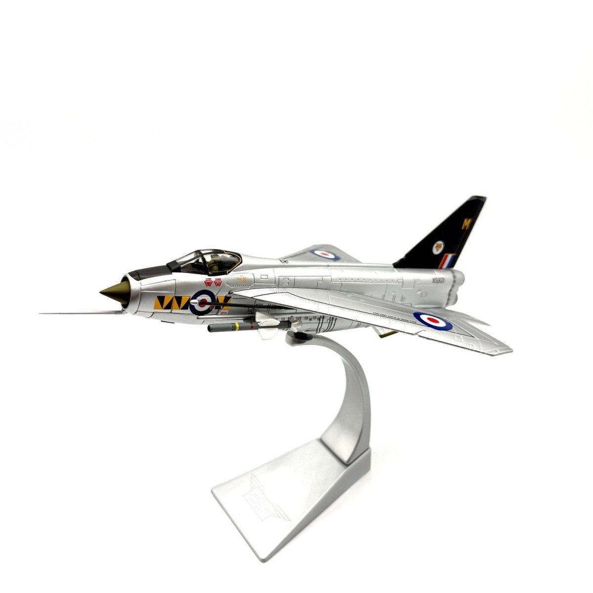 Corgi Aviation Archive 1:72 AA32312 Lightning F6, RAF 74 Sqn, Singapore 1969 - Corgi