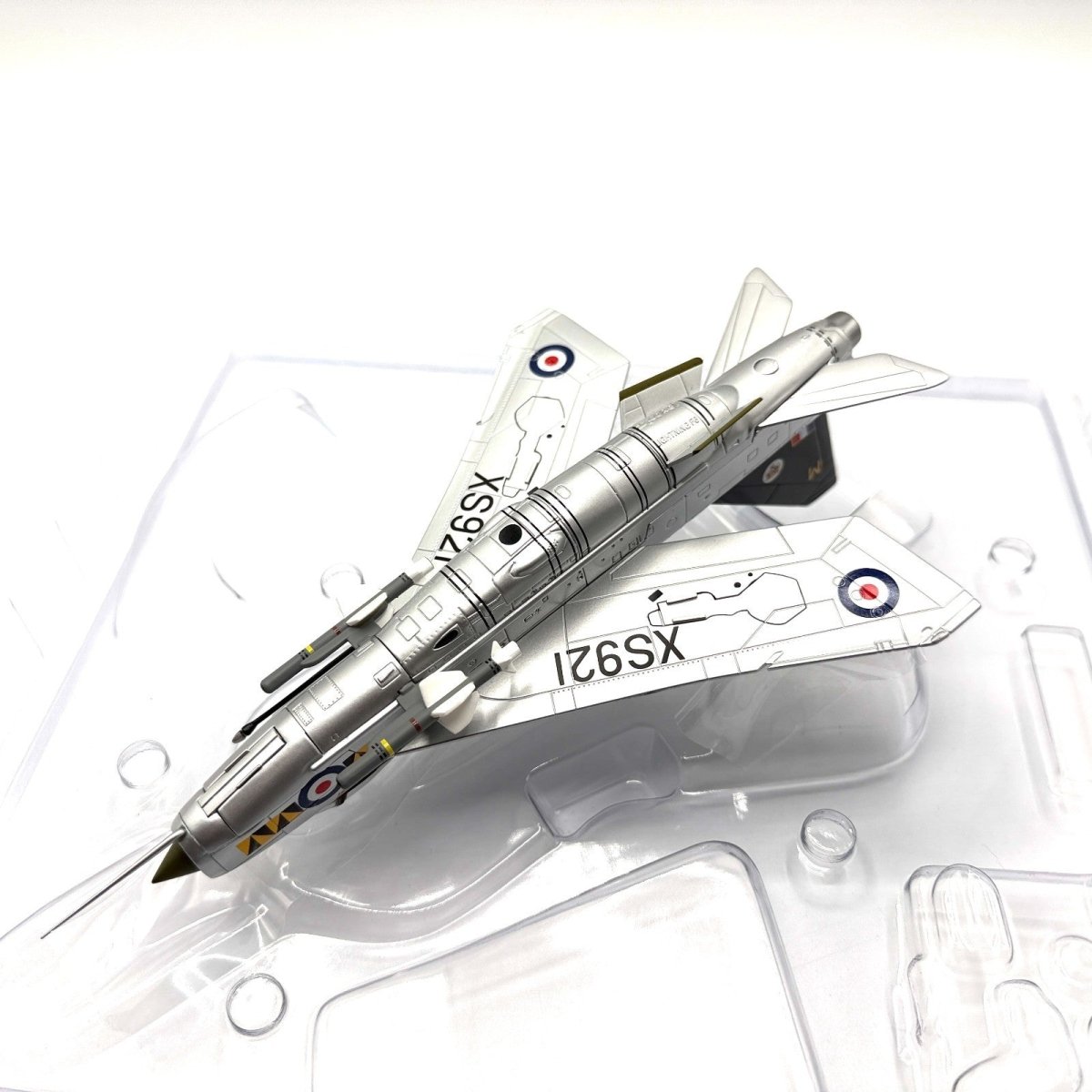 Corgi Aviation Archive 1:72 AA32312 Lightning F6, RAF 74 Sqn, Singapore 1969 - Corgi