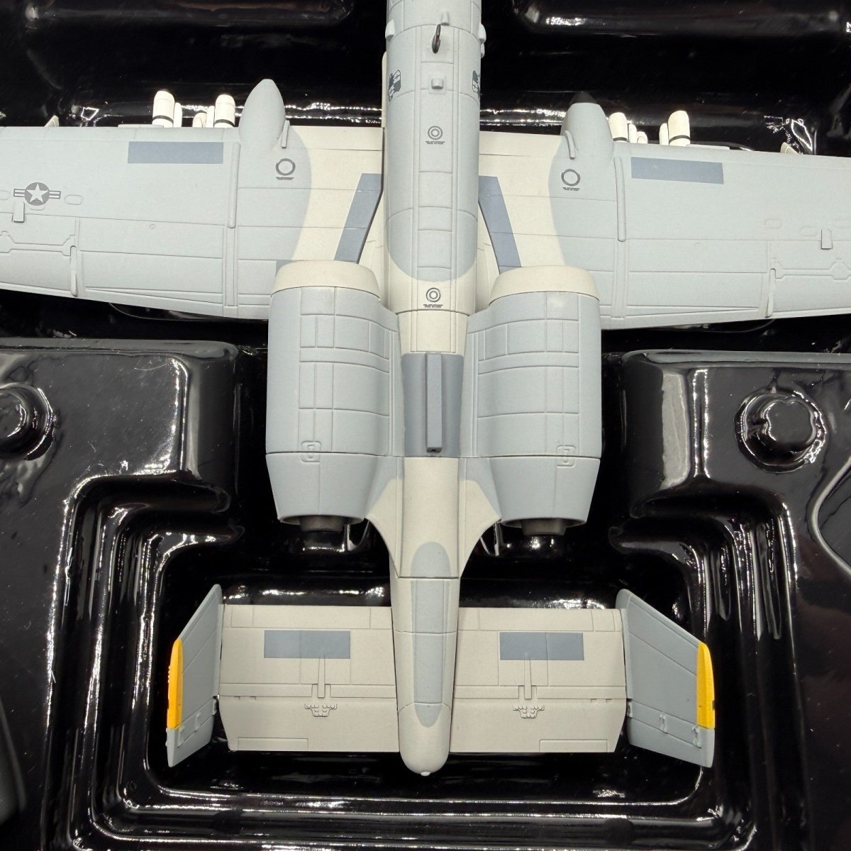 Corgi Aviation Archive 1:72 AA38001 A - 10A Thunderbolt II, 81st Fighter Sqn, USAF - Corgi