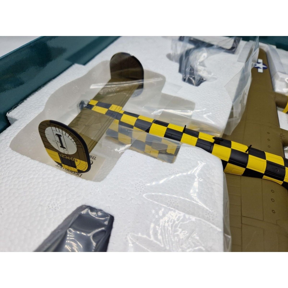 Corgi Aviation Archive 1:72 B - 24D US Liberator "You Cawn't Miss It" AA34007 - Corgi