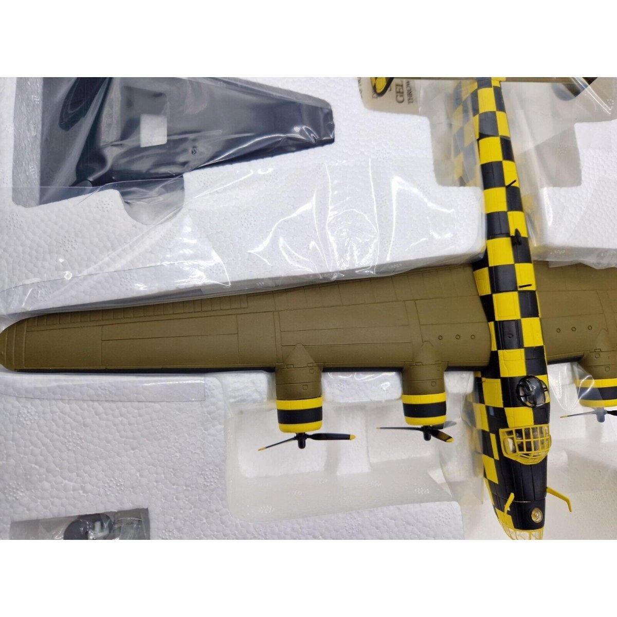 Corgi Aviation Archive 1:72 B - 24D US Liberator "You Cawn't Miss It" AA34007 - Corgi