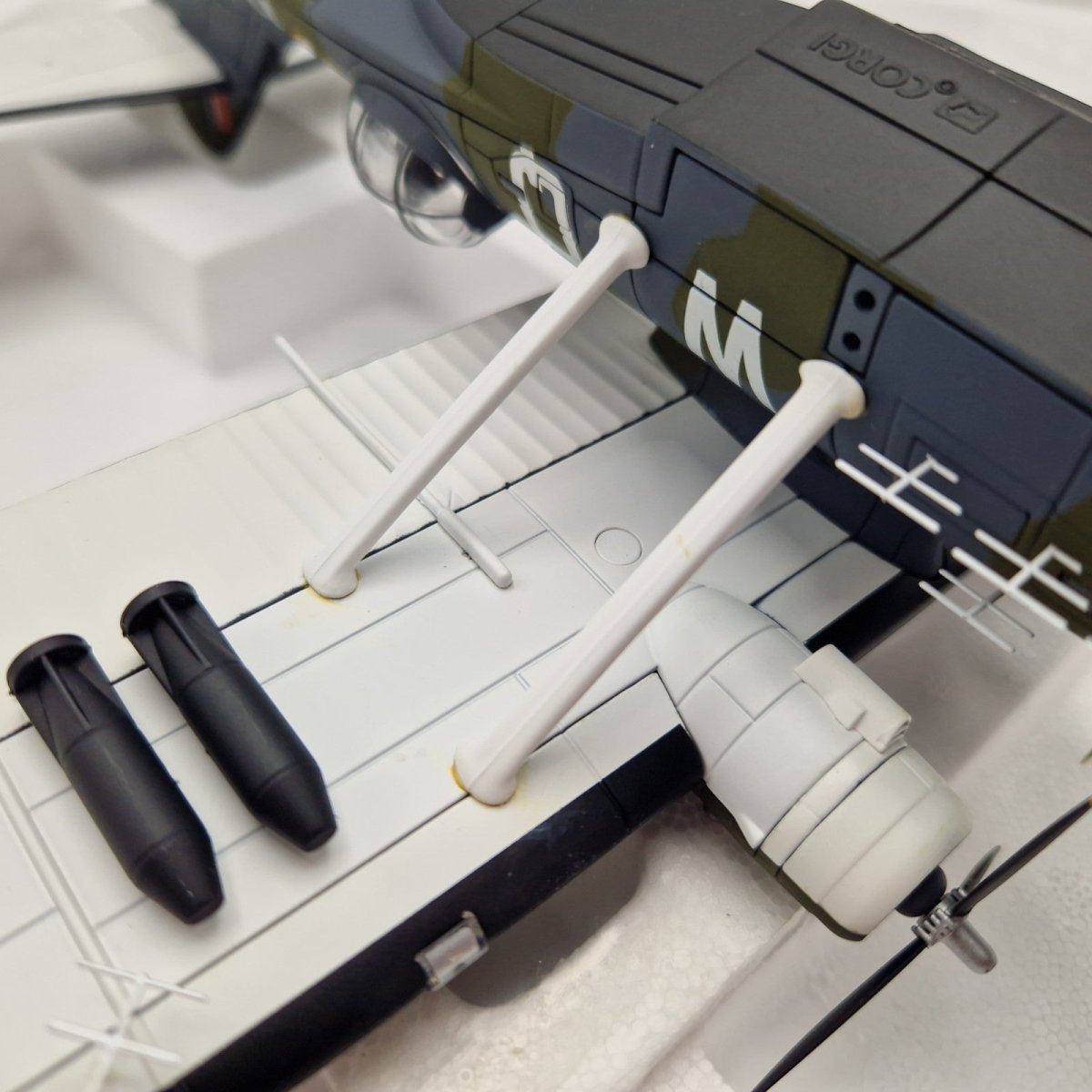 Corgi Aviation Archive 1:72 Catalina, 209 Sqn, Pembroke Dock AA36101 - Corgi
